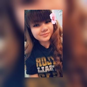 Meet your Posher, Selena